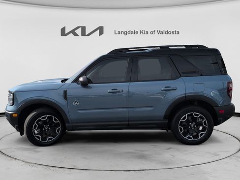 Used 2025 Ford Bronco Sport Outer Banks AWD/4WD image 10