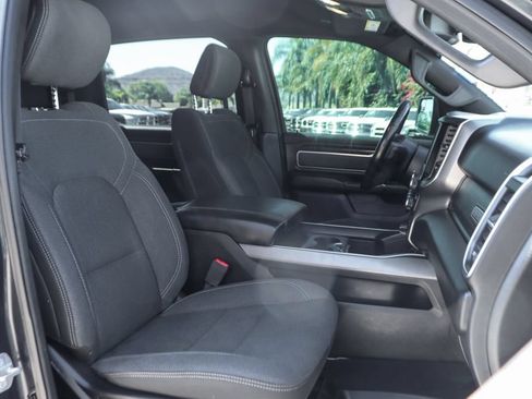 Used 2019 RAM 1500 Big Horn AWD/4WD image 35