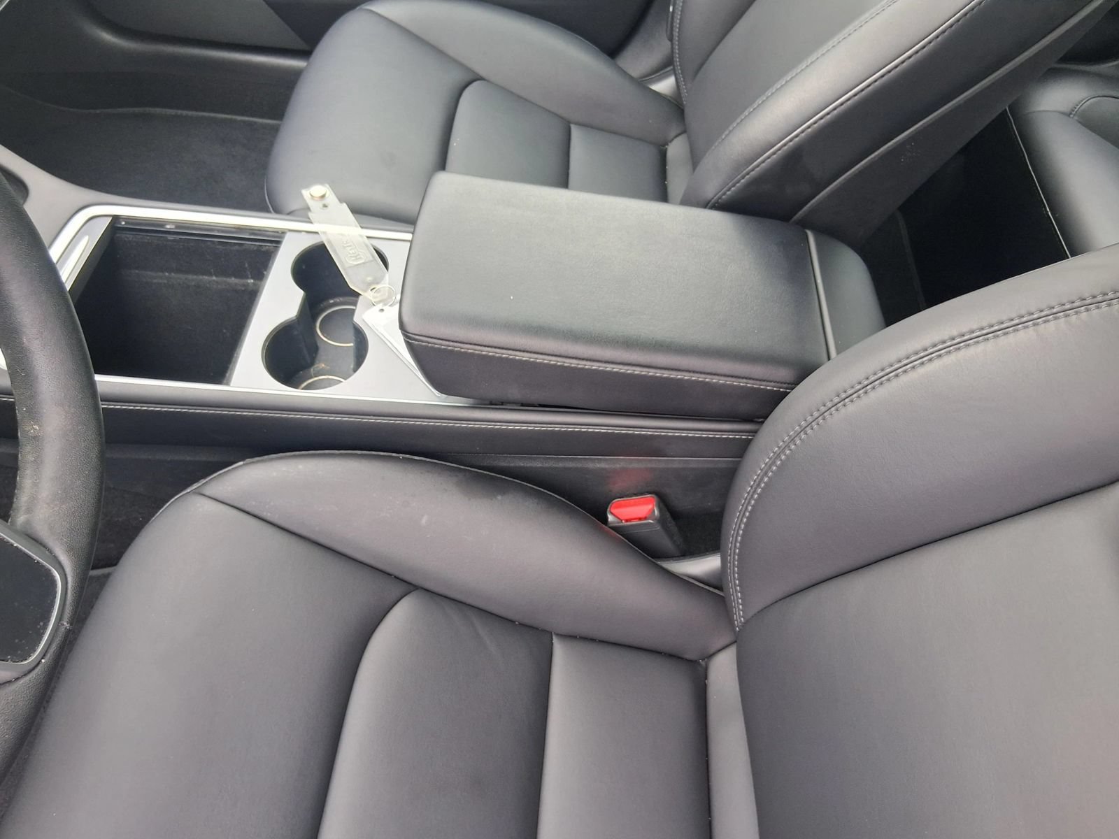 Used 2022 Tesla Model 3 Long Range AWD/4WD image 8