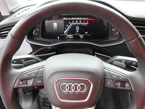 Used 2023 Audi Q7 3.0T Premium Plus w/ Premium Plus Package AWD/4WD image 28