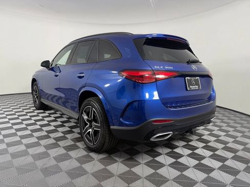 Certified 2025 Mercedes-Benz GLC 300 4MATIC image 5