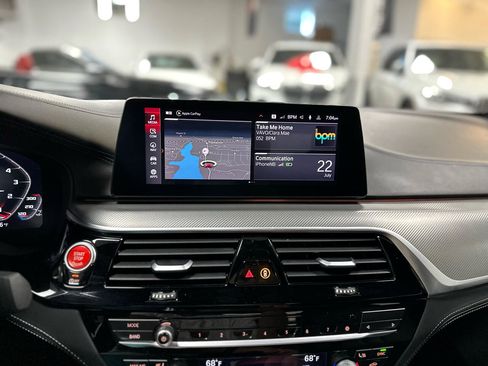 Used 2020 BMW M5 w/ Executive Package image 32