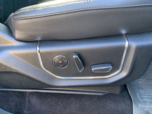 Used 2021 Ford Expedition Max Platinum image 18