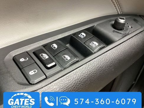 Used 2025 Jeep Compass Limited AWD/4WD image 21