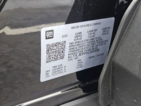 Used 2025 Chevrolet Trax RS w/ Sunroof Package image 42