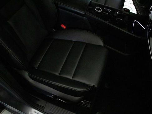 Used 2025 Nissan Rogue SL w/ Tech Package image 17