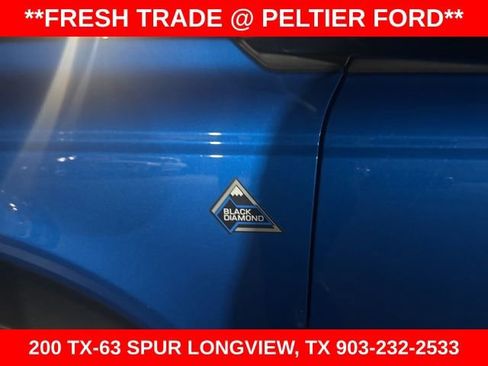 Used 2022 Ford Bronco Black Diamond image 5