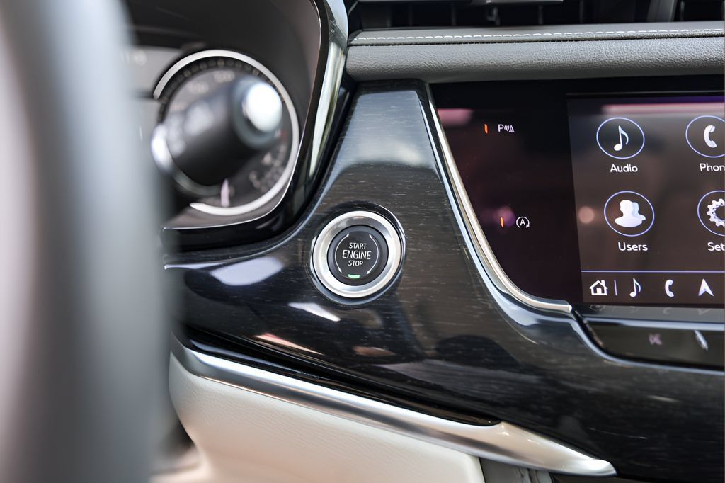 Used 2023 Cadillac XT6 Premium Luxury FWD image 18