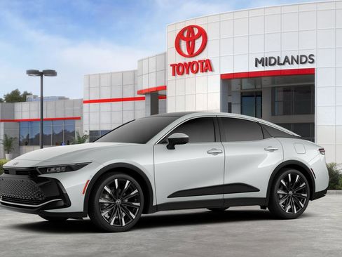 New 2026 Toyota Crown Platinum AWD/4WD image 25