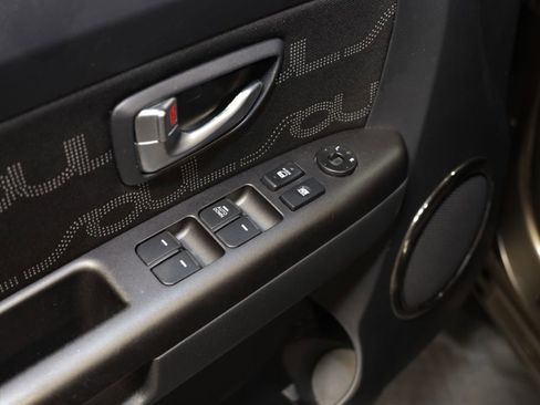 Used 2013 Kia Soul + w/ Audio Pkg image 11