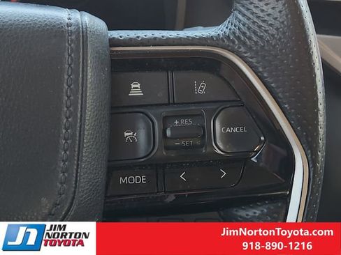 Used 2024 Toyota Tundra Limited image 31