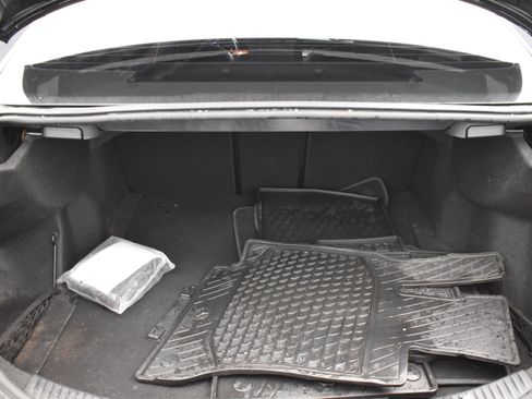 Used 2019 Mercedes-Benz C 300 4MATIC Sedan w/ Premium Package image 17