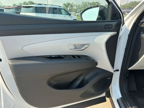 New 2026 Hyundai Tucson Limited AWD/4WD image 10