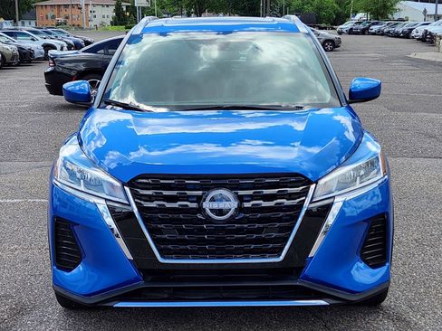 Used 2024 Nissan Kicks SV FWD image 6