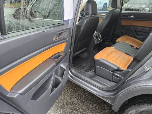 Used 2019 Volkswagen Atlas SEL Premium image 15