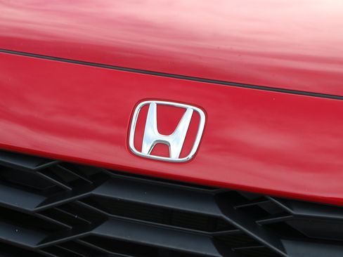 Used 2023 Honda HR-V Sport image 12