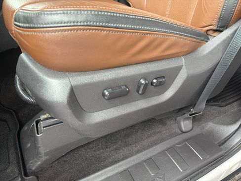 Used 2016 Ford F250 Platinum w/ FX4 Off-Road Package image 12