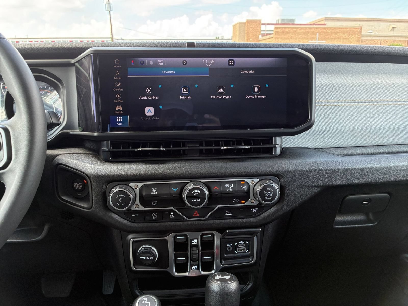 Used 2025 Jeep Wrangler Unlimited Sport AWD/4WD image 16
