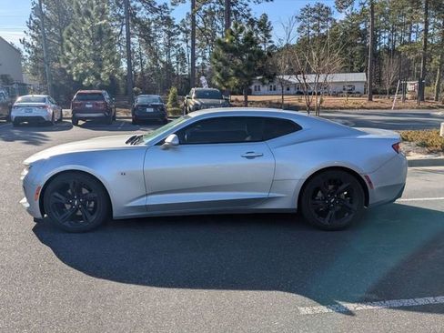 Used 2018 Chevrolet Camaro LT image 7