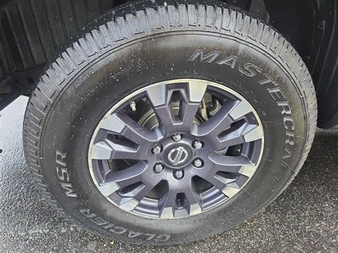 Used 2016 Nissan Titan PRO-4X w/ Pro-4x Convenience Package AWD/4WD image 11