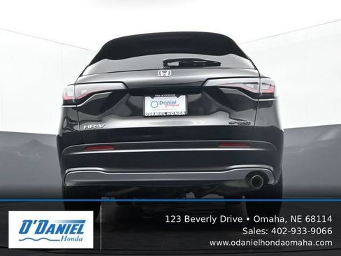 Used 2024 Honda HR-V Sport image 11