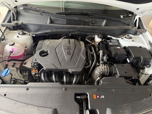 Used 2025 Kia Sportage LX image 31