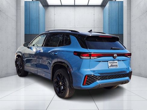 New 2026 Volkswagen Tiguan SE R-Line image 30