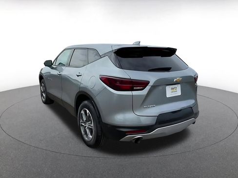 Used 2025 Chevrolet Blazer LT image 11