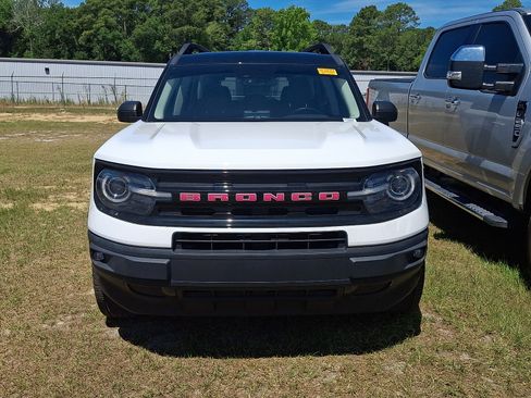 Used 2022 Ford Bronco Sport Outer Banks w/ Tech Package AWD/4WD image 2