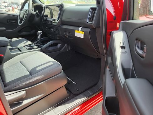 New 2026 Nissan Frontier SV image 14