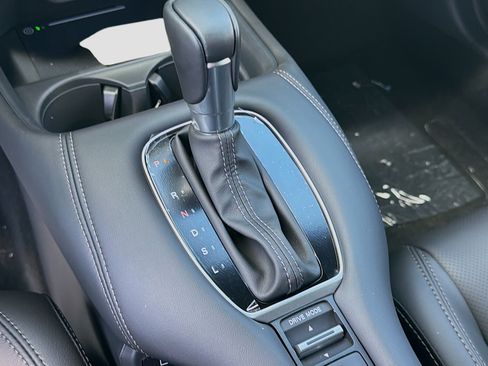 New 2027 Honda HR-V EX-L image 16