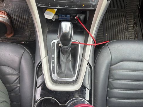 Used 2014 Ford Fusion SE w/ Equipment Group 502A FWD image 23