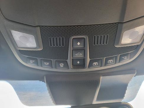 Used 2019 Ford F150 Raptor w/ Equipment Group 802A Luxury image 33