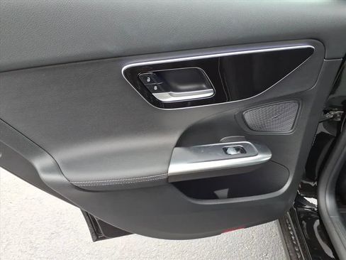 Used 2024 Mercedes-Benz C 300 Sedan image 20