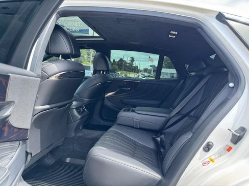 Used 2018 Lexus LS 500 AWD w/ Interior Upgrade Package image 10