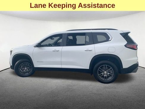 Used 2025 GMC Acadia Elevation image 6