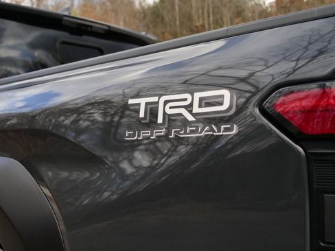 Used 2024 Toyota Tacoma TRD Off-Road w/ TRD Off Road Premium Package image 36