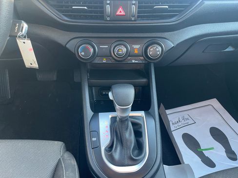 Used 2023 Kia Forte LXS image 12