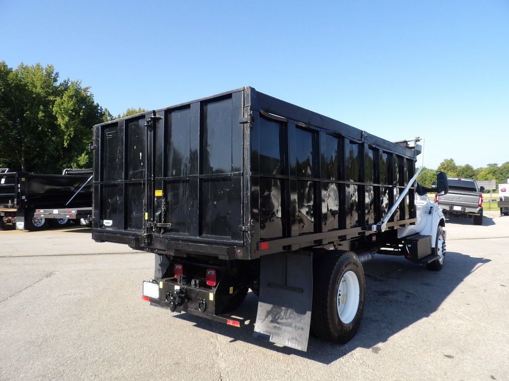 Used 2025 Ford F650 2WD Regular Cab Super Duty image 19
