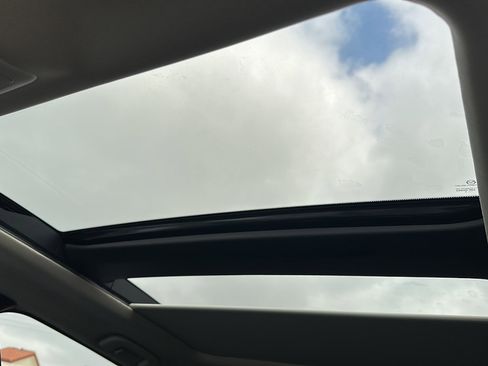 Used 2025 MAZDA CX-50 AWD 2.5 S w/ Premium Package image 37