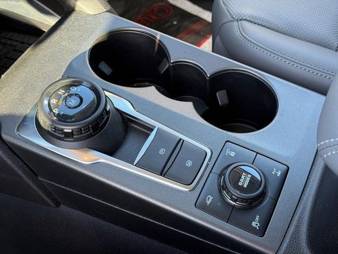 New 2025 Ford Bronco Sport Badlands image 13