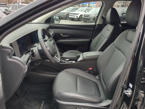 Used 2025 Hyundai Tucson SEL AWD/4WD image 17