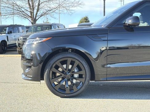 New 2026 Land Rover Range Rover Sport Dynamic SE image 9