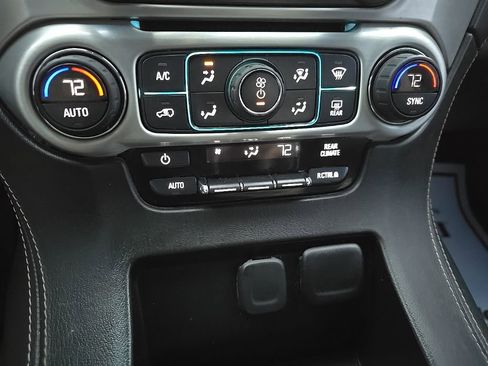 Used 2019 GMC Yukon SLE image 21