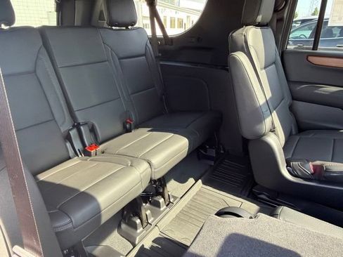 New 2026 GMC Yukon XL Denali w/ Advanced Technology Package AWD/4WD image 34