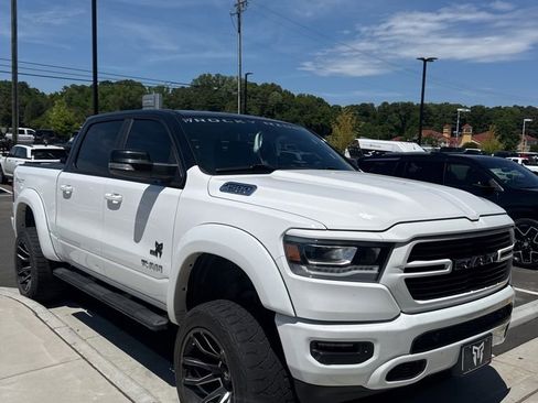 Used 2020 RAM 1500 Big Horn AWD/4WD image 3