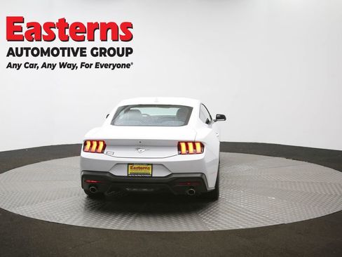 Used 2025 Ford Mustang Coupe RWD image 35