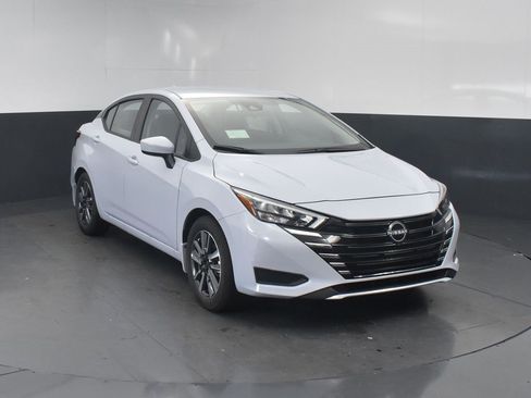 New 2025 Nissan Versa SV w/ Trunk Package image 2