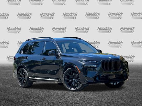 Used 2024 BMW X7 xDrive40i w/ M Sport Package AWD/4WD image 2