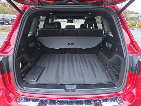 Certified 2025 Mercedes-Benz GLB 250 image 14